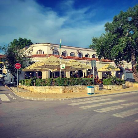 Sea Square Hotel Balchik Esterno foto