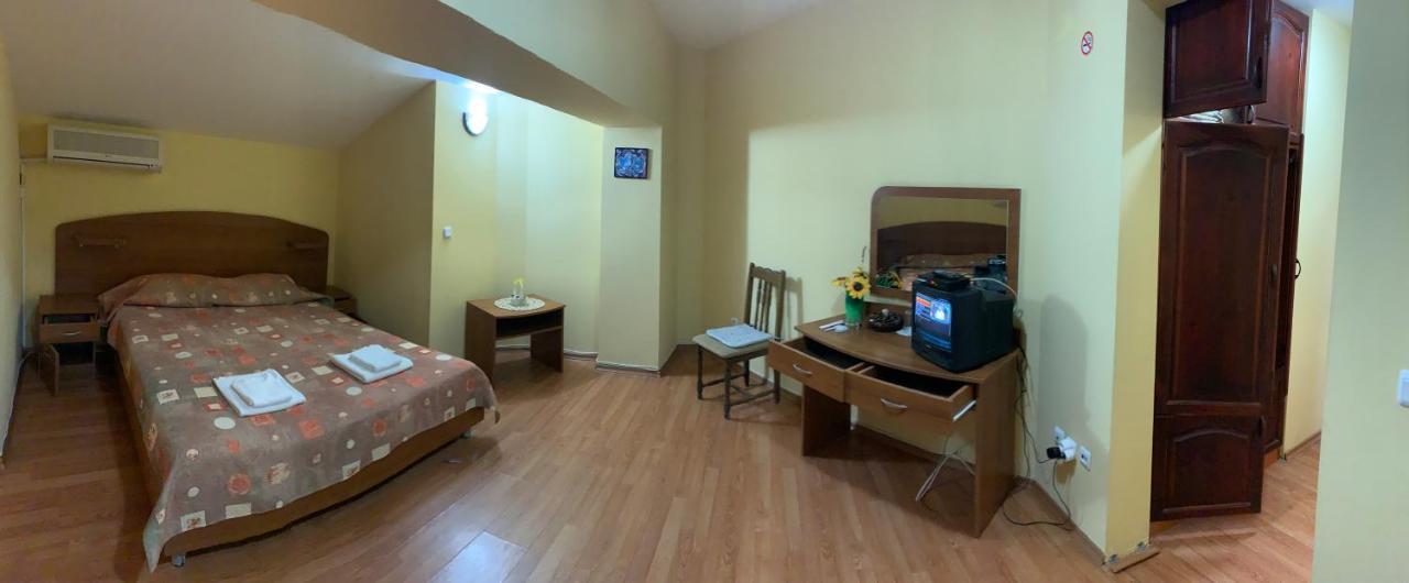 Sea Square Hotel Balchik Esterno foto