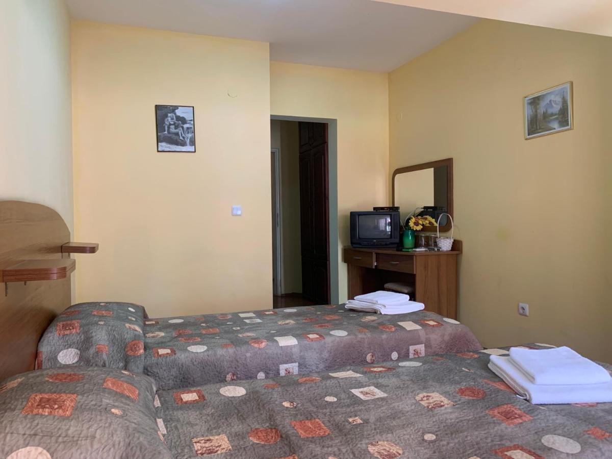 Sea Square Hotel Balchik Esterno foto
