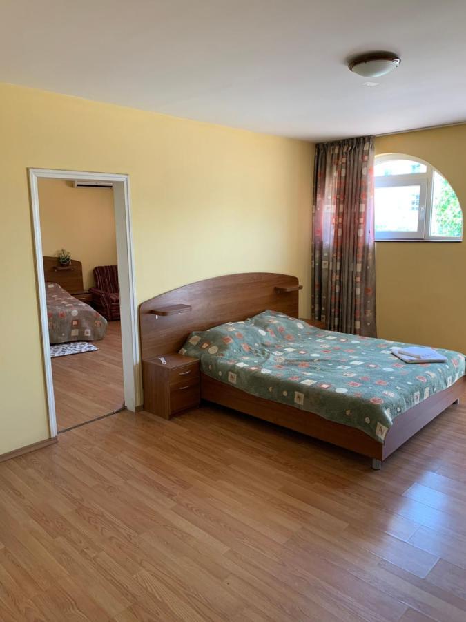 Sea Square Hotel Balchik Esterno foto
