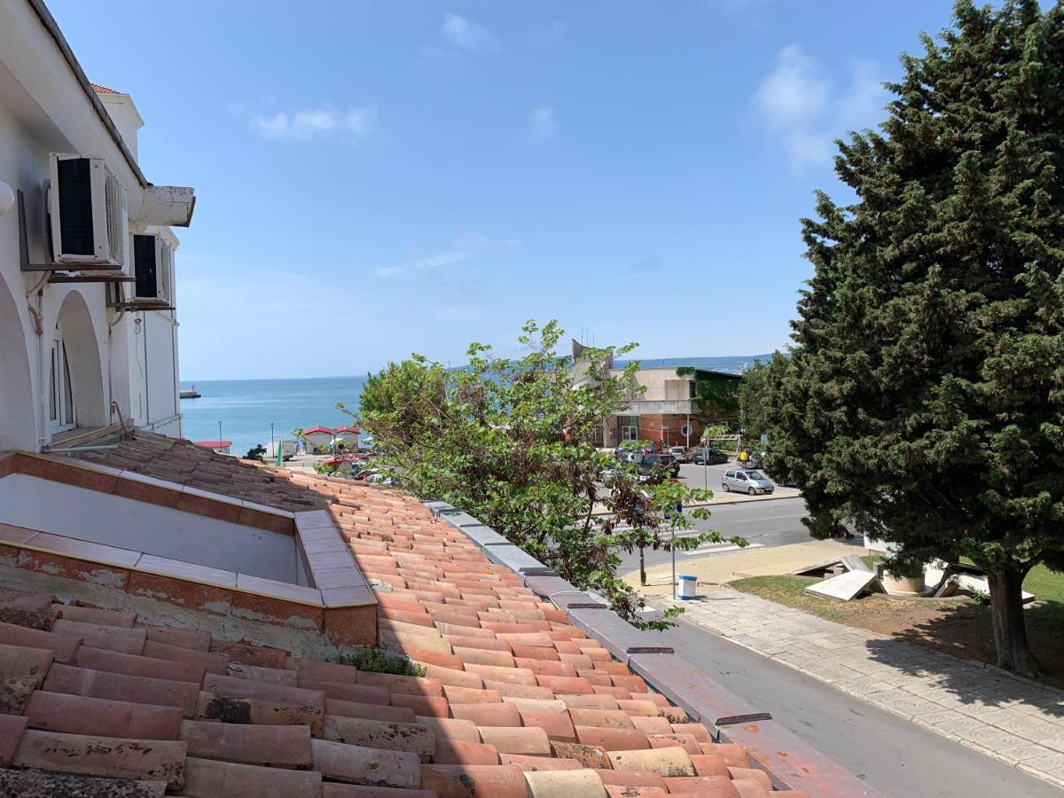 Sea Square Hotel Balchik Esterno foto