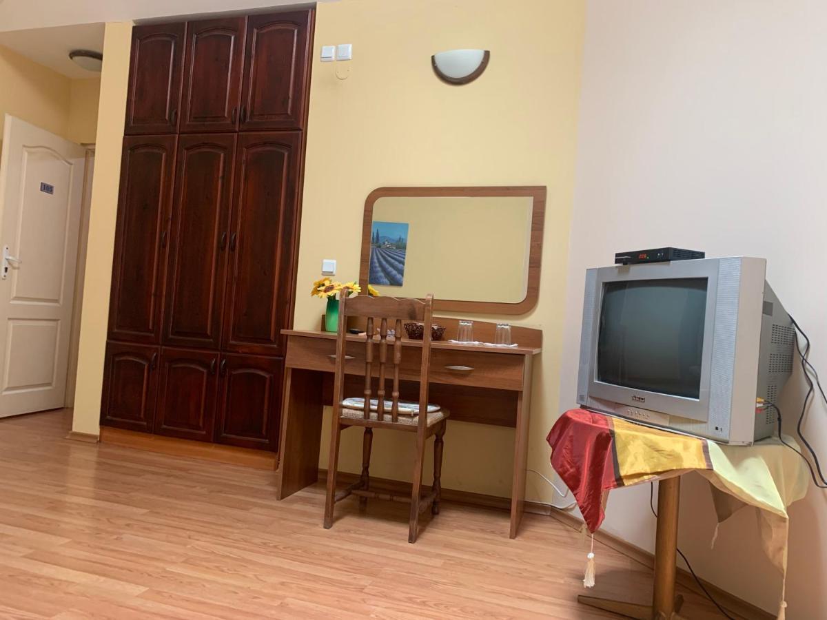 Sea Square Hotel Balchik Esterno foto