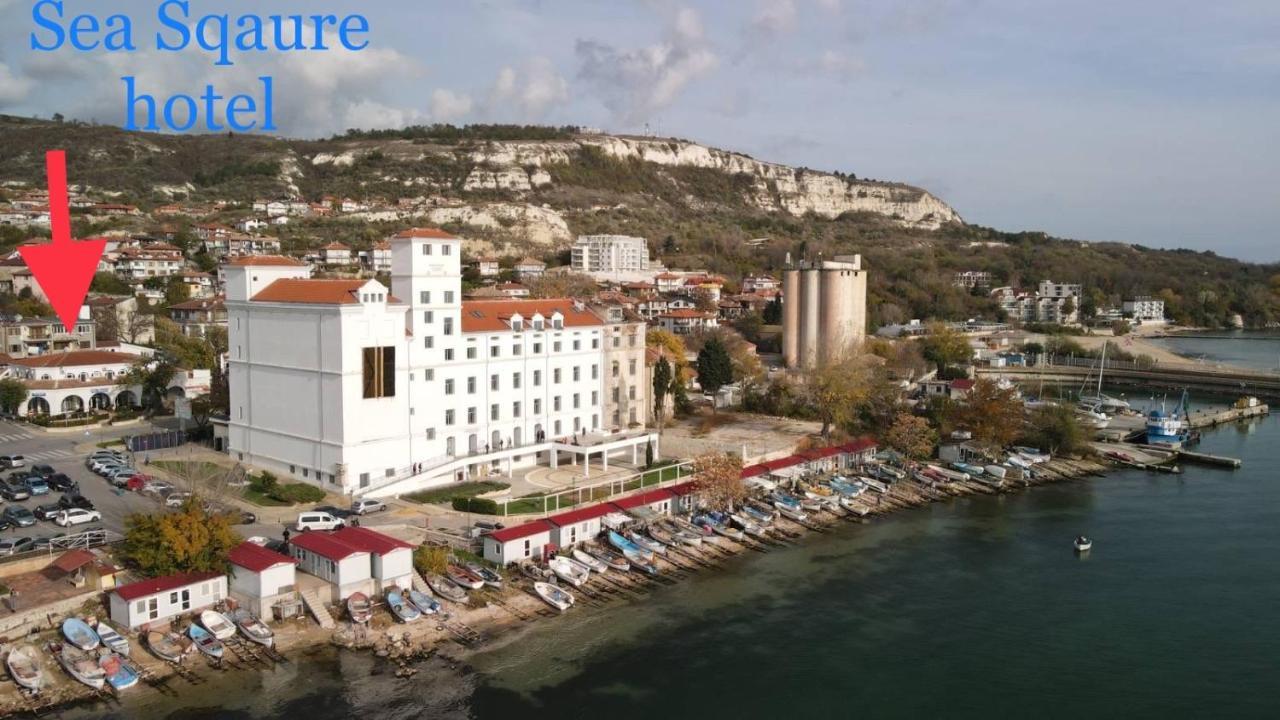 Sea Square Hotel Balchik Esterno foto